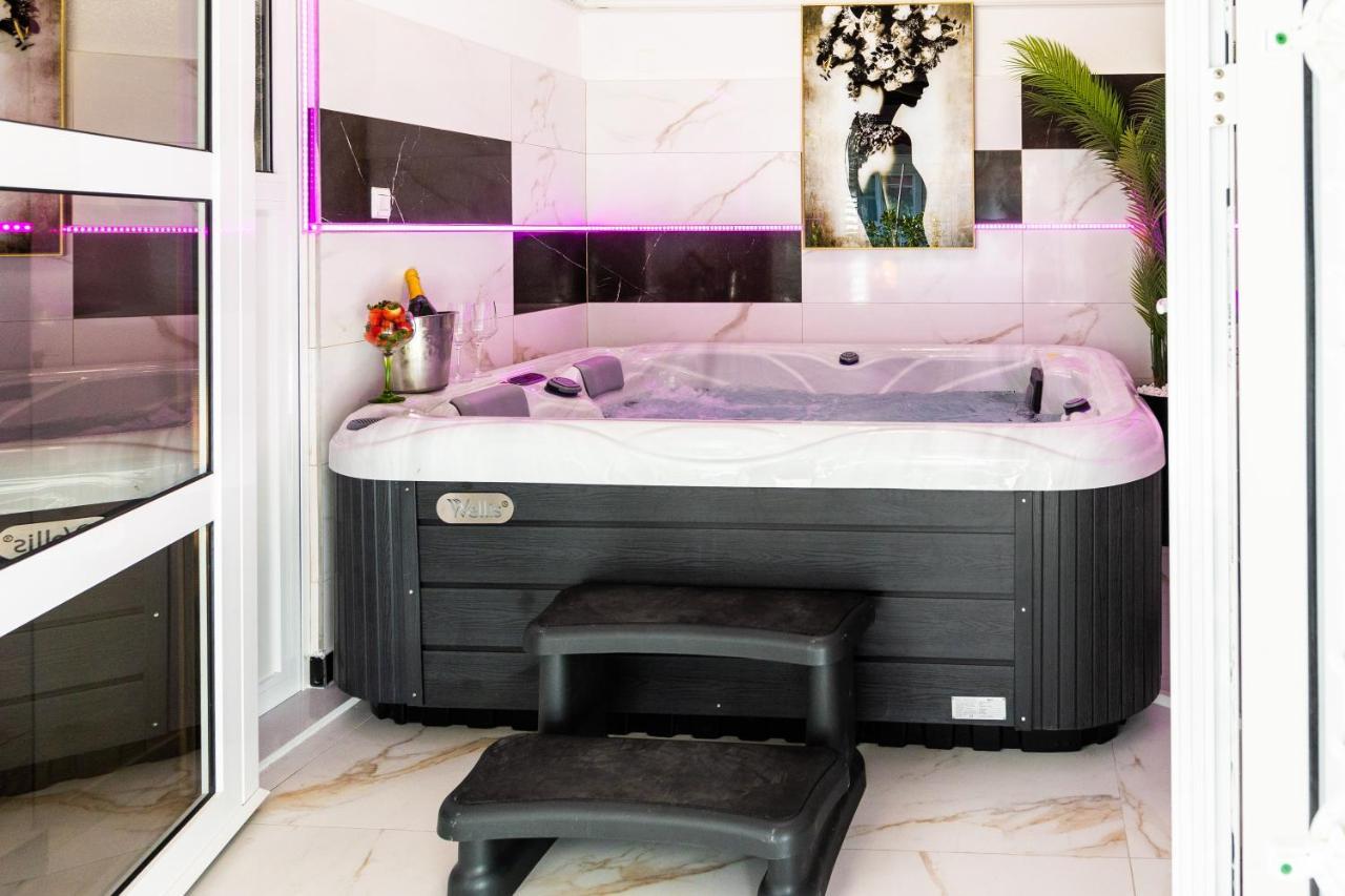 Apartment Zolla Dubrovnik- Hot Tub And Free Parking Exterior photo